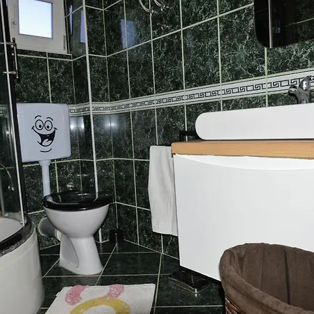 Apartment Schoene In Strandnaehe Vinisce