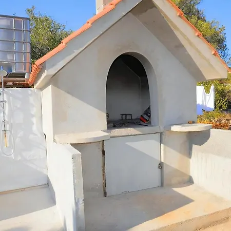 Apartment Schoene In Strandnaehe Vinisce